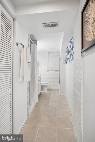 1803 LESLIE AVE, Alexandria, VA 22301