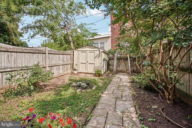 1803 LESLIE AVE, Alexandria, VA 22301