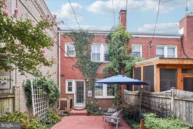 1803 LESLIE AVE, Alexandria, VA 22301
