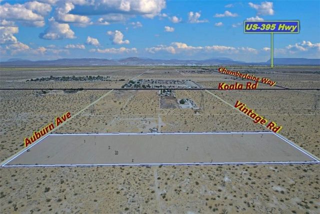 15 Auburn, Adelanto, CA 92301