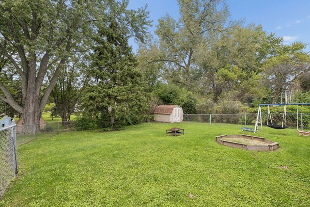 8598 Olson Road, Belvidere, IL 61008
