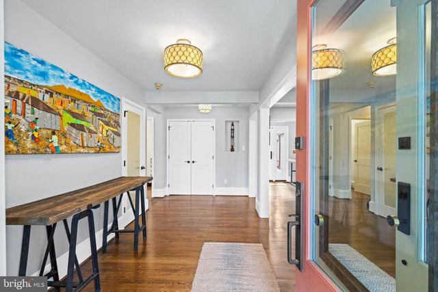 3250 FESSENDEN STREET, Washington, DC 20008