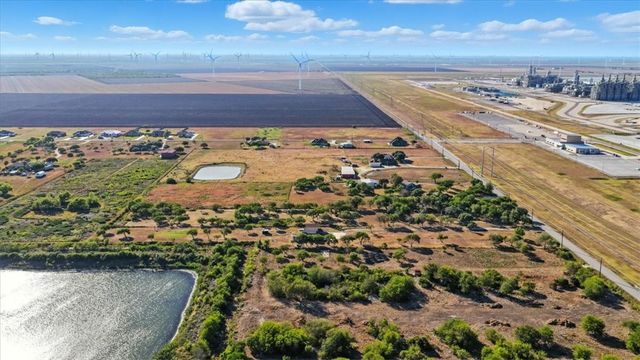 6313 County Road 1612, Portland, TX 78374