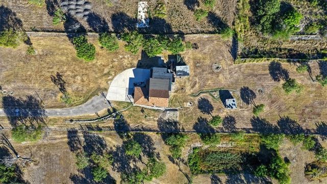 6313 County Road 1612, Portland, TX 78374