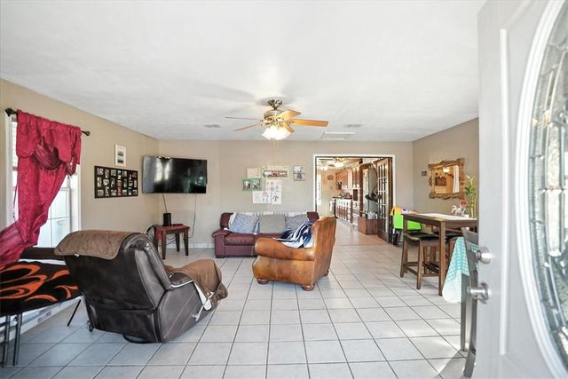 6313 County Road 1612, Portland, TX 78374