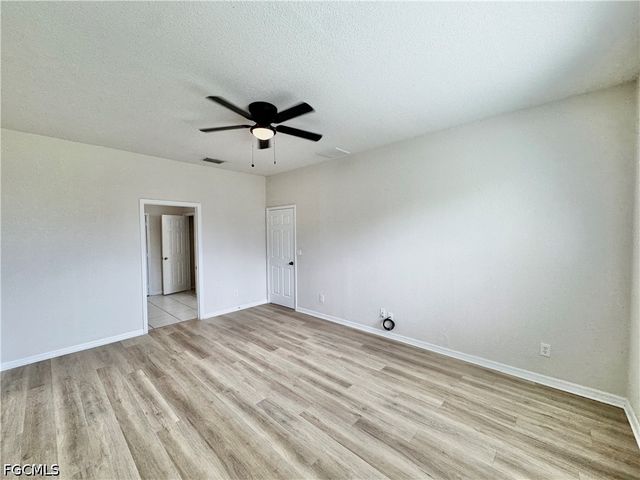 530 Kilgour AVE, Lehigh Acres, FL 33974