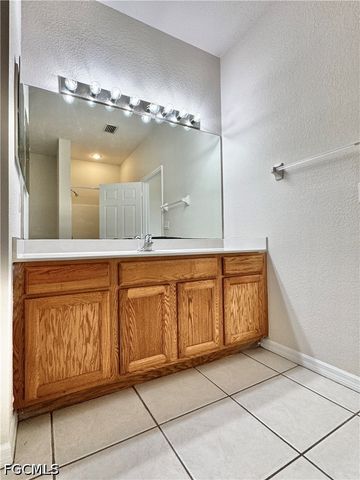 530 Kilgour AVE, Lehigh Acres, FL 33974