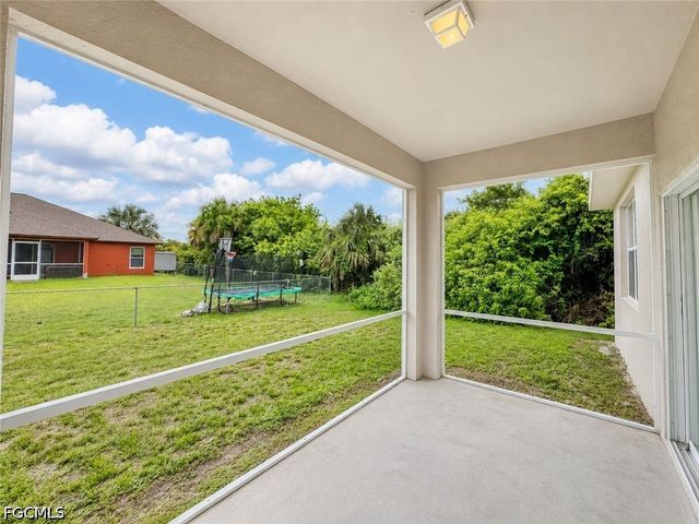 530 Kilgour AVE, Lehigh Acres, FL 33974