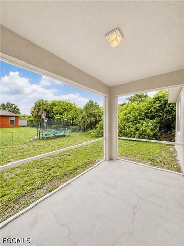 530 Kilgour AVE, Lehigh Acres, FL 33974