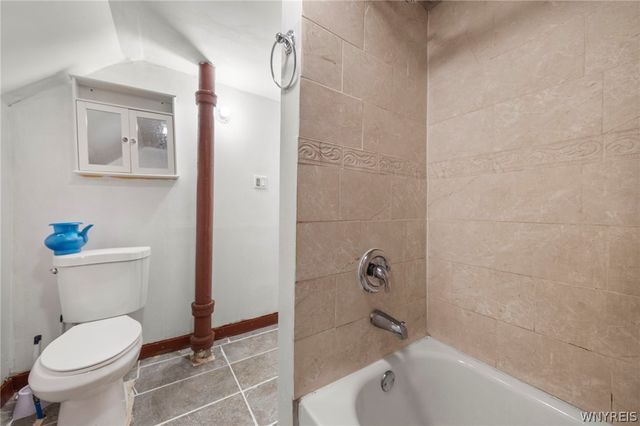 15 Cambridge Avenue, Buffalo, NY 14215