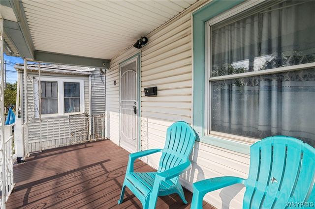 15 Cambridge Avenue, Buffalo, NY 14215