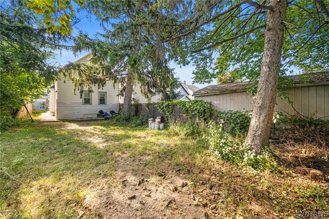 15 Cambridge Avenue, Buffalo, NY 14215
