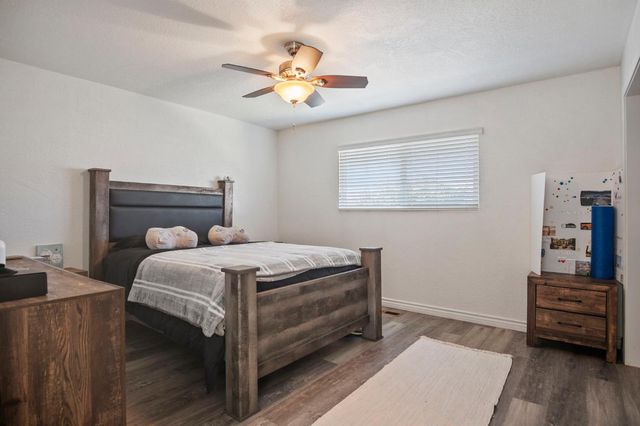 20201 N Dustin Rd, Acampo, CA 95220