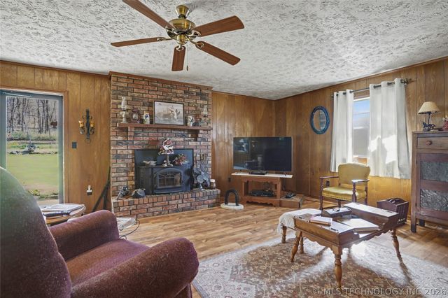 917 SW 499 Drive, Pryor, OK 74361