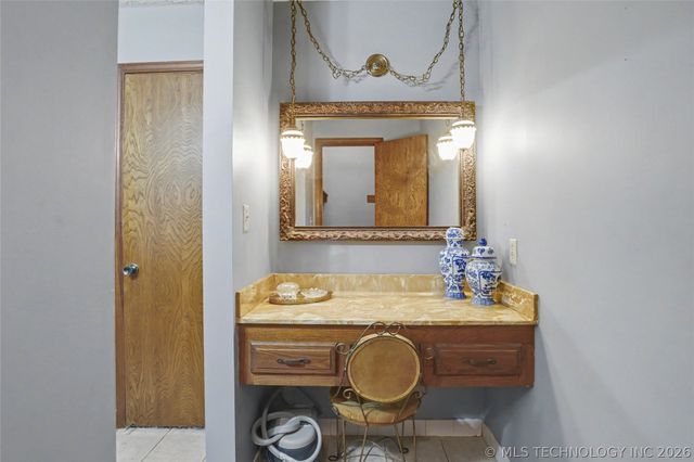 917 SW 499 Drive, Pryor, OK 74361