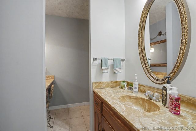 917 SW 499 Drive, Pryor, OK 74361