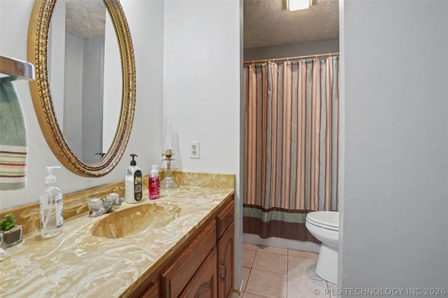 917 SW 499 Drive, Pryor, OK 74361