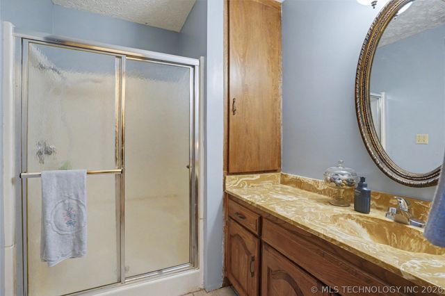 917 SW 499 Drive, Pryor, OK 74361