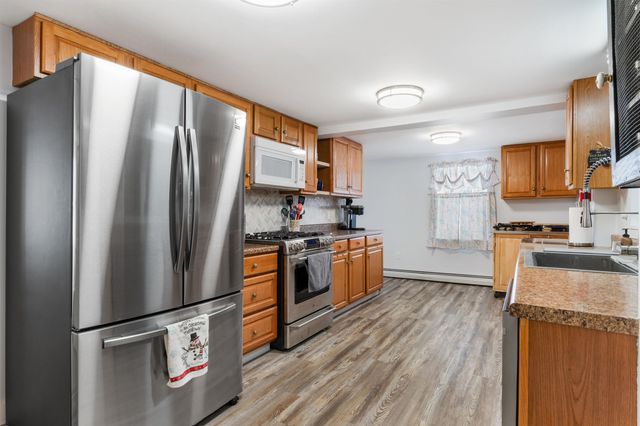 169 Main Street, Colebrook, NH 03576