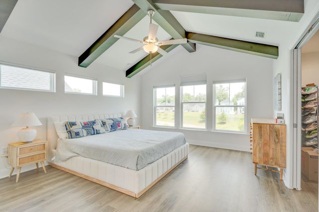 5631 Fletcher Oaks Drive, Tallahassee, FL 32317