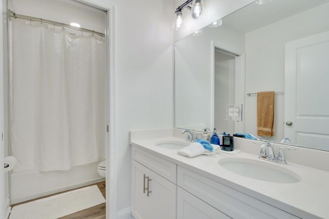 5631 Fletcher Oaks Drive, Tallahassee, FL 32317