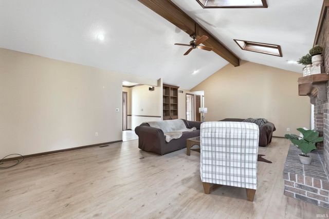 1536 Timberlake Trail, Fort Wayne, IN 46804