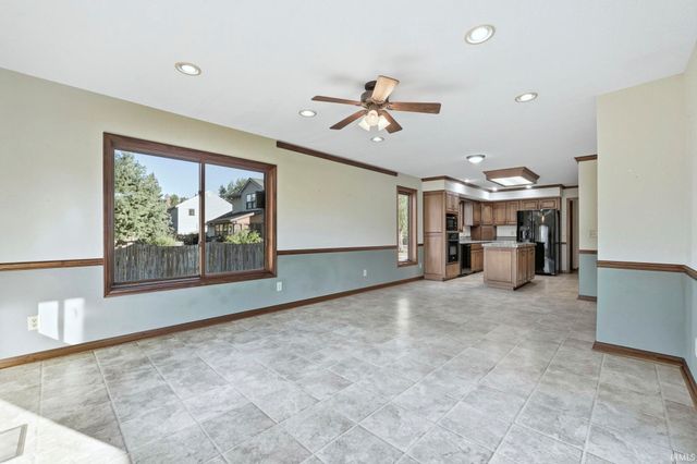 1536 Timberlake Trail, Fort Wayne, IN 46804