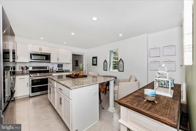 3823 ROUNDTREE RD, Jefferson, MD 21755