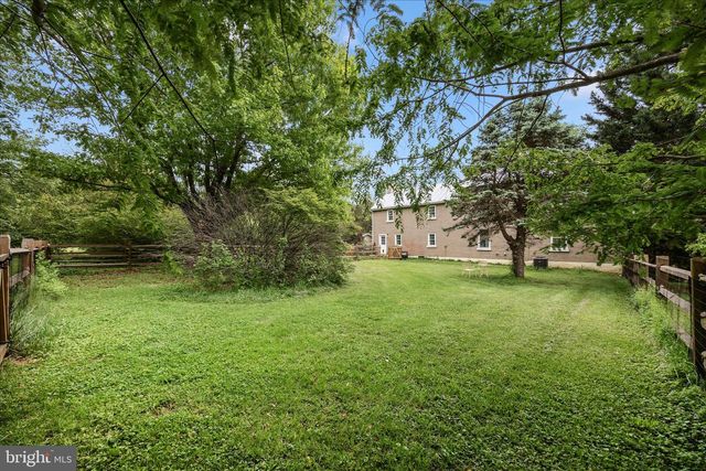 3823 ROUNDTREE RD, Jefferson, MD 21755