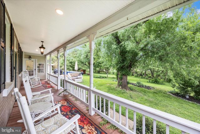 3823 ROUNDTREE RD, Jefferson, MD 21755