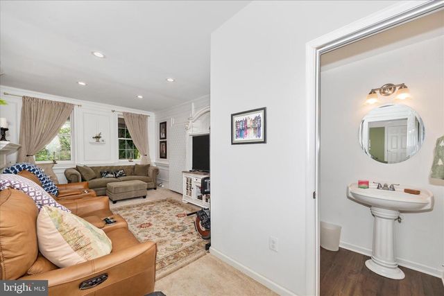 3823 ROUNDTREE RD, Jefferson, MD 21755