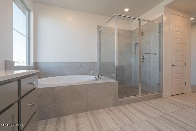 5857 S GRANITE Street, Gilbert, AZ 85298