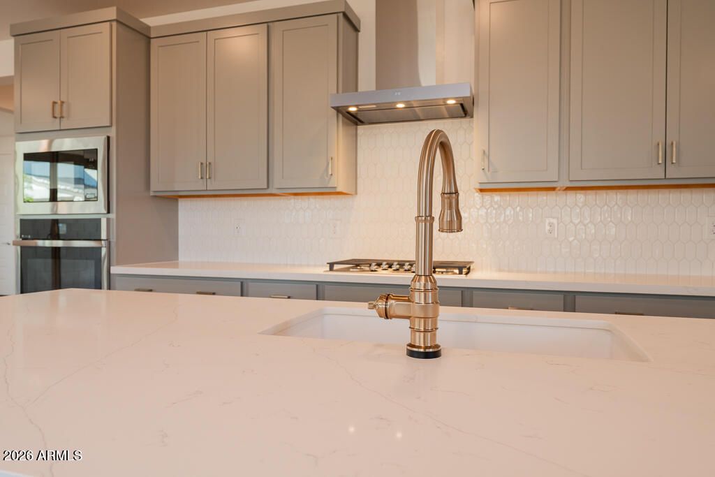 Image 3 of property listing at 5857 S GRANITE Street, Gilbert, AZ 85298