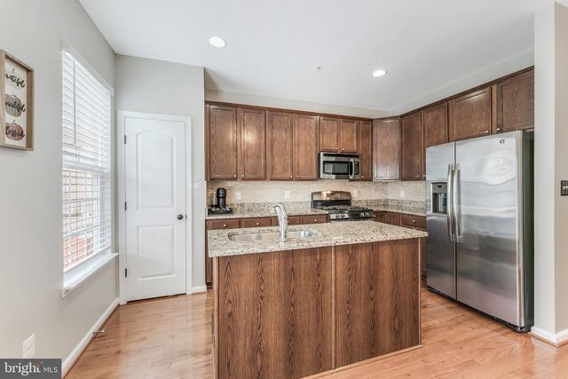 15381 ROSEMONT MANOR DR, Haymarket, VA 20169