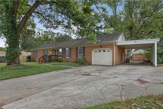 1513 Percheron CT, Chesapeake, VA 23322