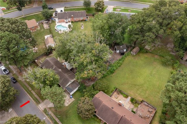 1513 Percheron CT, Chesapeake, VA 23322