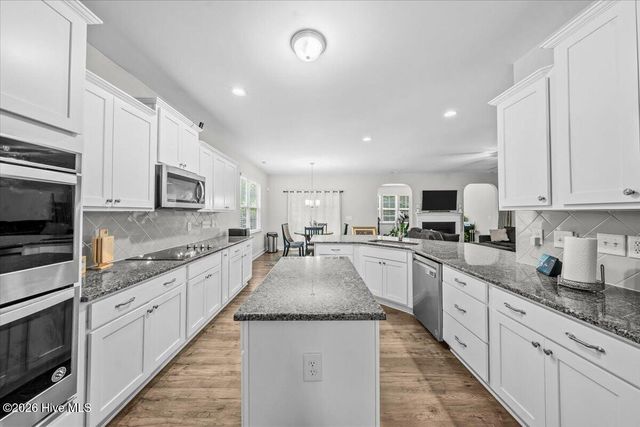 178 Mayfield Court, Whispering Pines, NC 28327