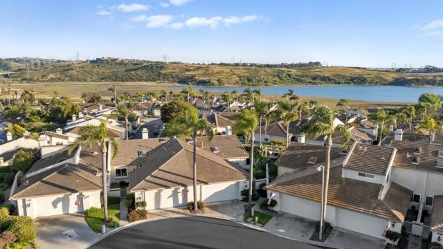 4819 Courageous Lane, Carlsbad, CA 92008