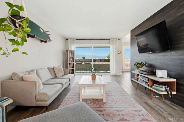 2306 Altisma Way 215, Carlsbad, CA 92009