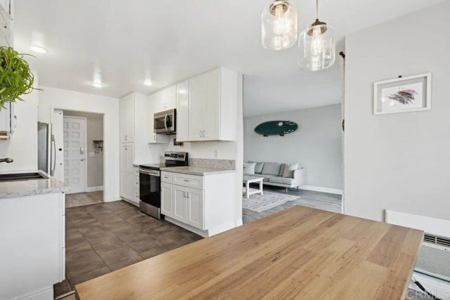 2306 Altisma Way 215, Carlsbad, CA 92009