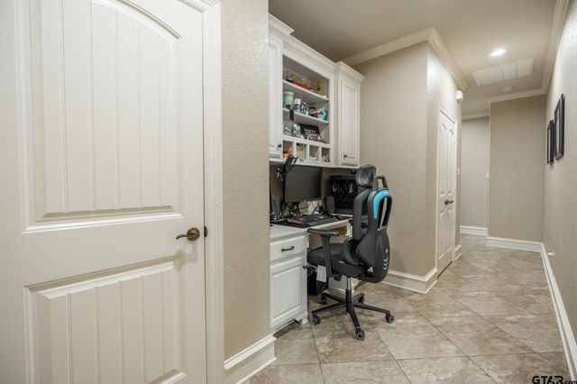 6356 Manchester Ct, Tyler, TX 75703