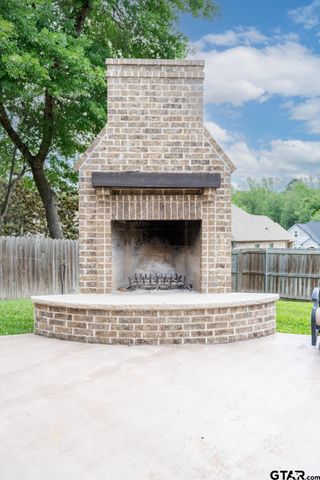 6356 Manchester Ct, Tyler, TX 75703