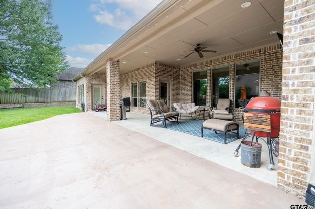 6356 Manchester Ct, Tyler, TX 75703