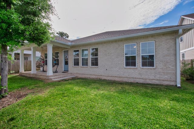 1233 Elderflower Drive, Niceville, FL 32578