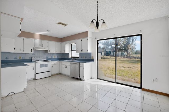 329 MARION OAKS COURSE, Ocala, FL 34473