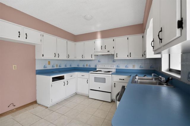 329 MARION OAKS COURSE, Ocala, FL 34473