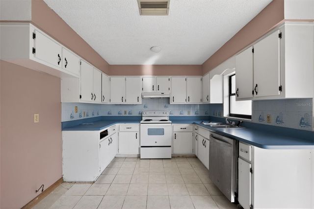 329 MARION OAKS COURSE, Ocala, FL 34473