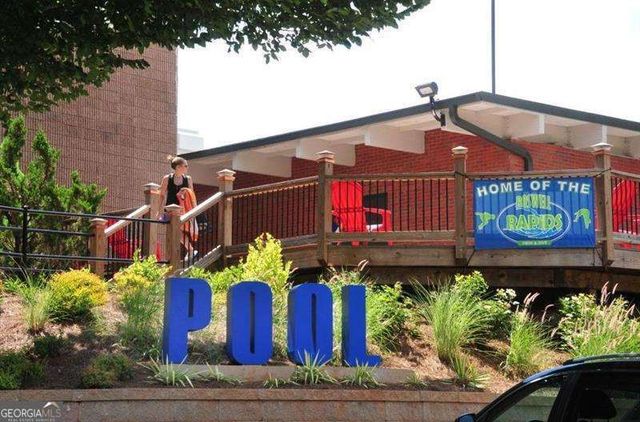 187 Thomas Circle, Roswell, GA 30075