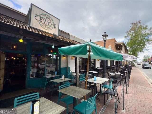 187 Thomas Circle, Roswell, GA 30075