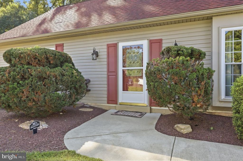 4813 CHARMAINE CT, BENSALEM, PA 19020 — photo 3
